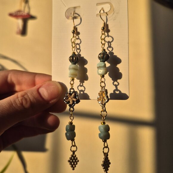 Mermaids Chest Dangle Earrings - Picture 4 of 6